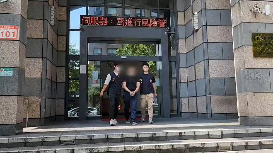 嫌稱擁改造槍純欣賞 友欠10萬元拿來抵債