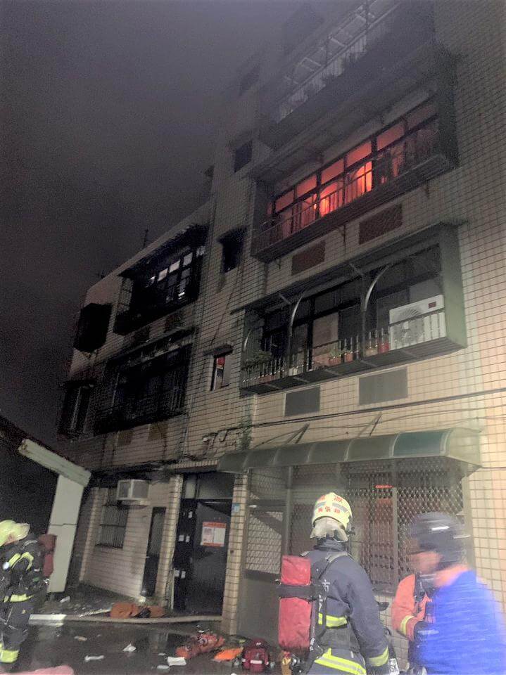 淡水暗夜惡火釀3死1重傷 疑神明廳電線老舊釀悲劇