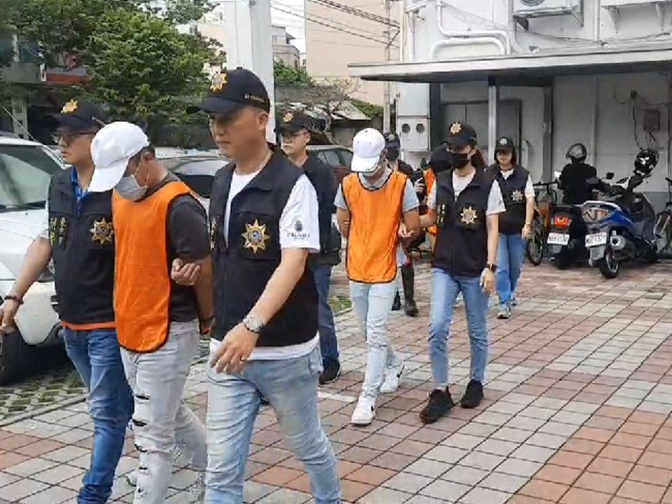 感情糾紛約KTV談判破裂 梧棲少年持刀殺人