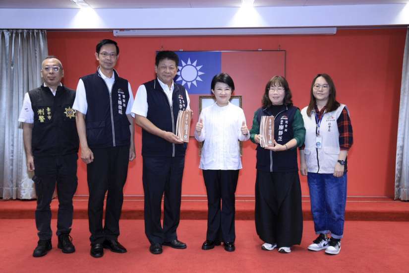 建構家暴安全防護網! 中市社會局獲全國唯一績優社政團隊