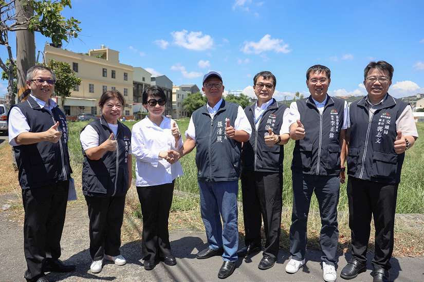 清水地所遷建它處、原址闢綠地及停車場 盧市長偕張議長會勘允速推