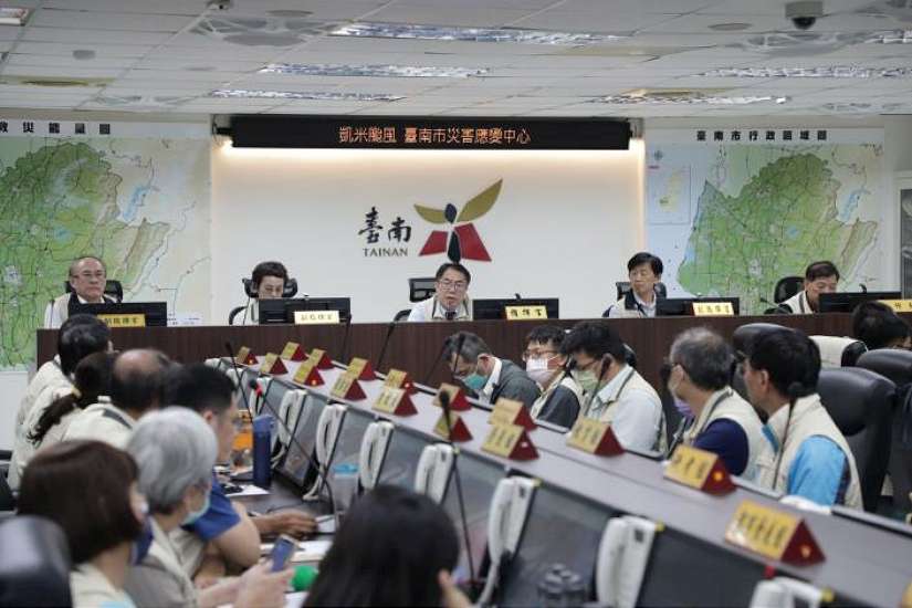台南市明(25)日停止上班、停止上課 黃偉哲籲請民眾嚴加防颱、安全第一