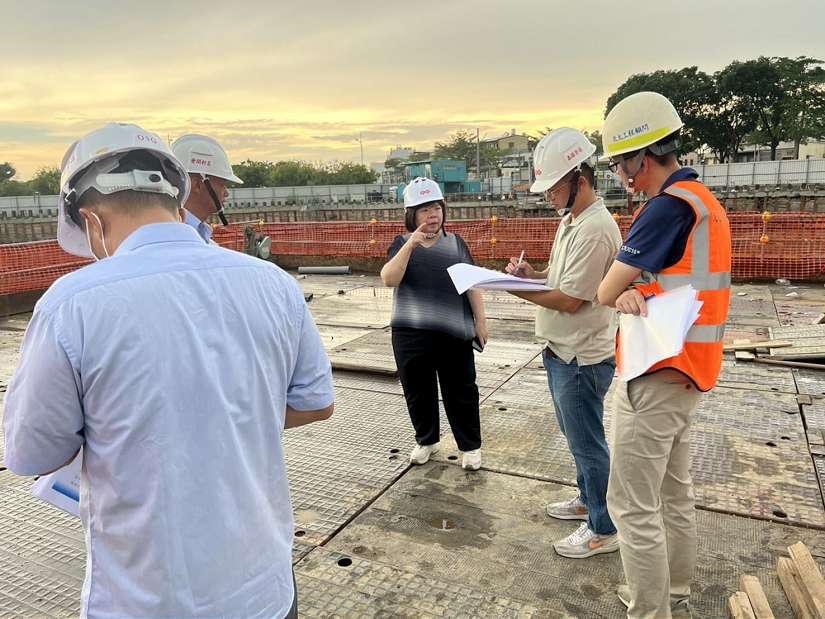 建案旁出現天坑 苗縣府要求停工先防堵保安全