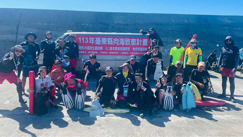 親子High玩水 「水中自救」學好做滿 臺東「安全玩水」最後2場親子體驗