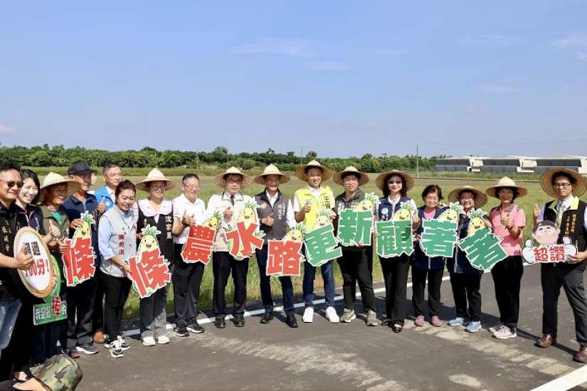 視察鹽水農水路改善成果 黃偉哲攜手農水署打造優良農業生產環境